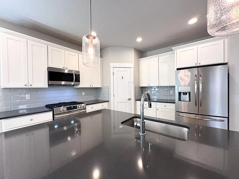 11732 SE Golden Eagle Ln — Photo 9