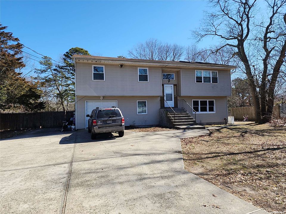 2nd image of 267 Boyle Rd