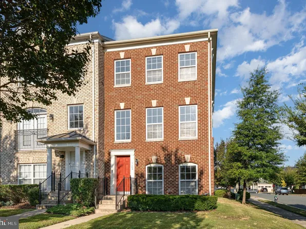 1100 Hampton St, Fredericksburg, VA 22401