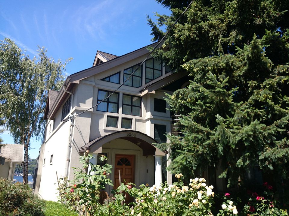 2nd image of 2363 Yale Ave E