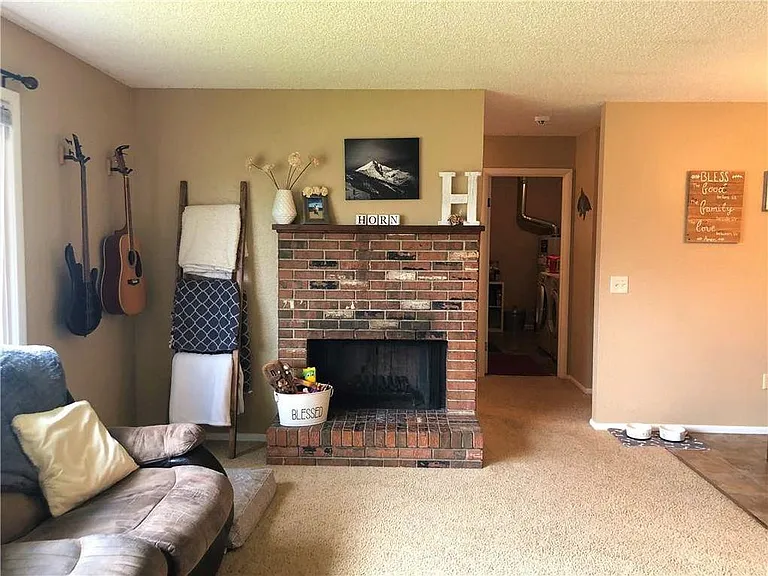 2126 Lake Elmo Dr — Photo 6