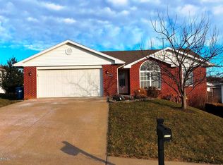 4064 Oxford Rd, Jefferson City, MO 65109