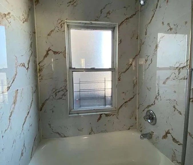 176 Oak St #3R — Photo 2