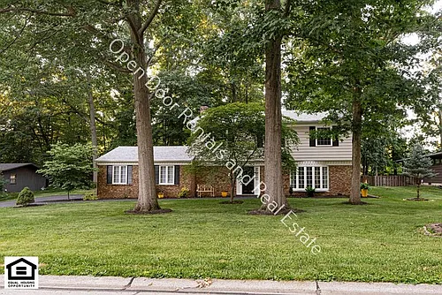 9324 Saratoga Rd Photo 1