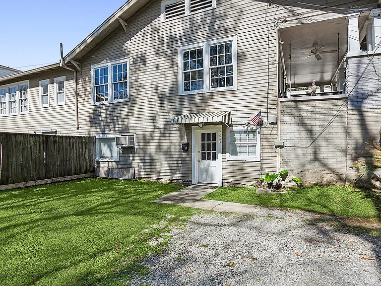 7220 Spruce St — Photo 3