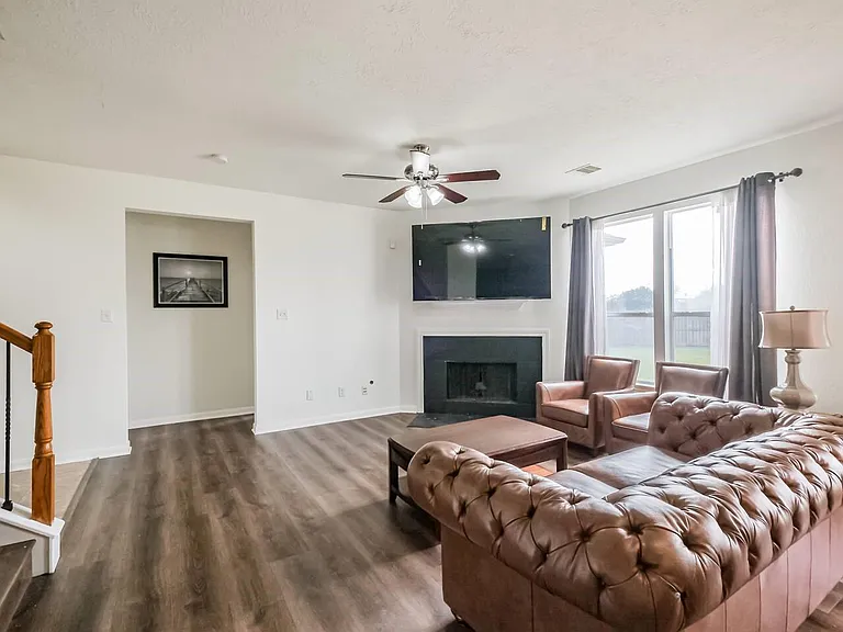 18607 Shavano Ct — Photo 5