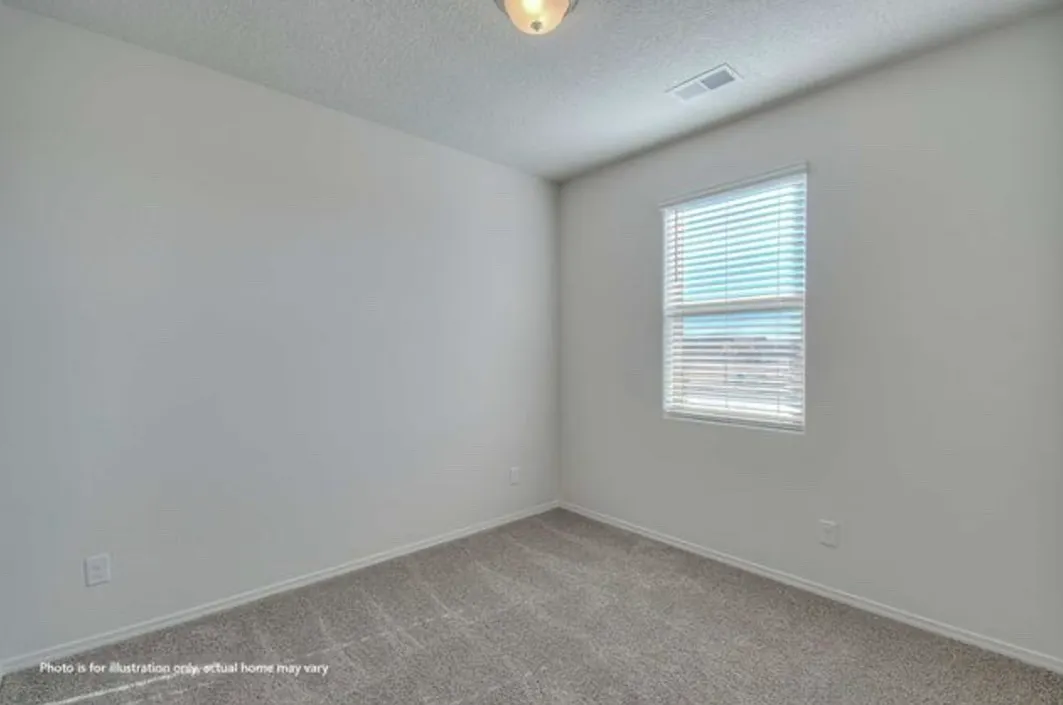 3 bed, 1281 sqft, $2,300 — Photo 2