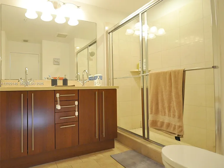 79 SW 12th St #2410 — Photo 6