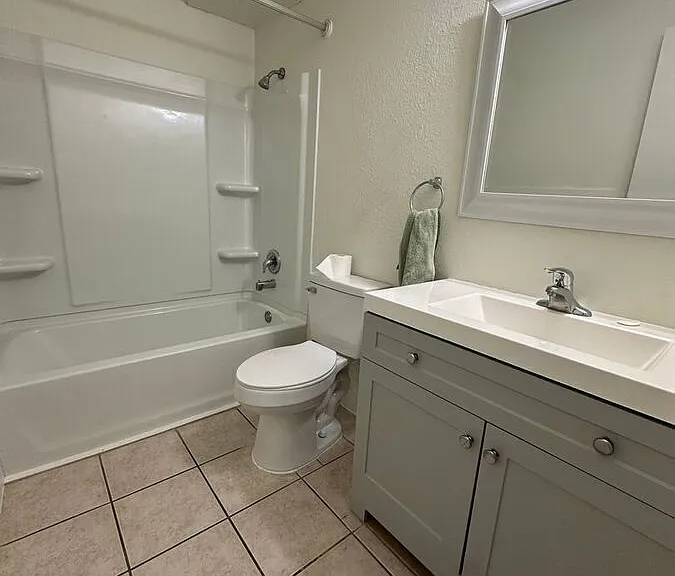 768 N Redwood Rd #12 — Photo 15