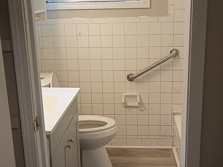 2457 Brevard Dr — Photo 6