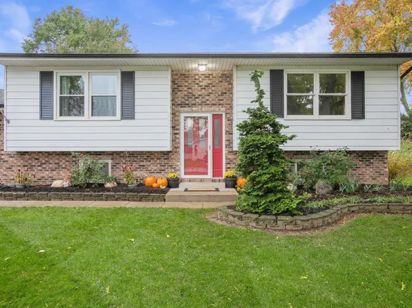 27365 Lamplighter Ln, Elkhart, IN 46514