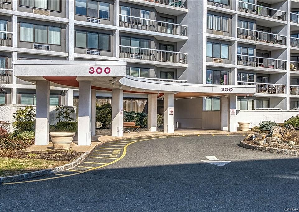 1st image of 300 High Point Dr APT 613