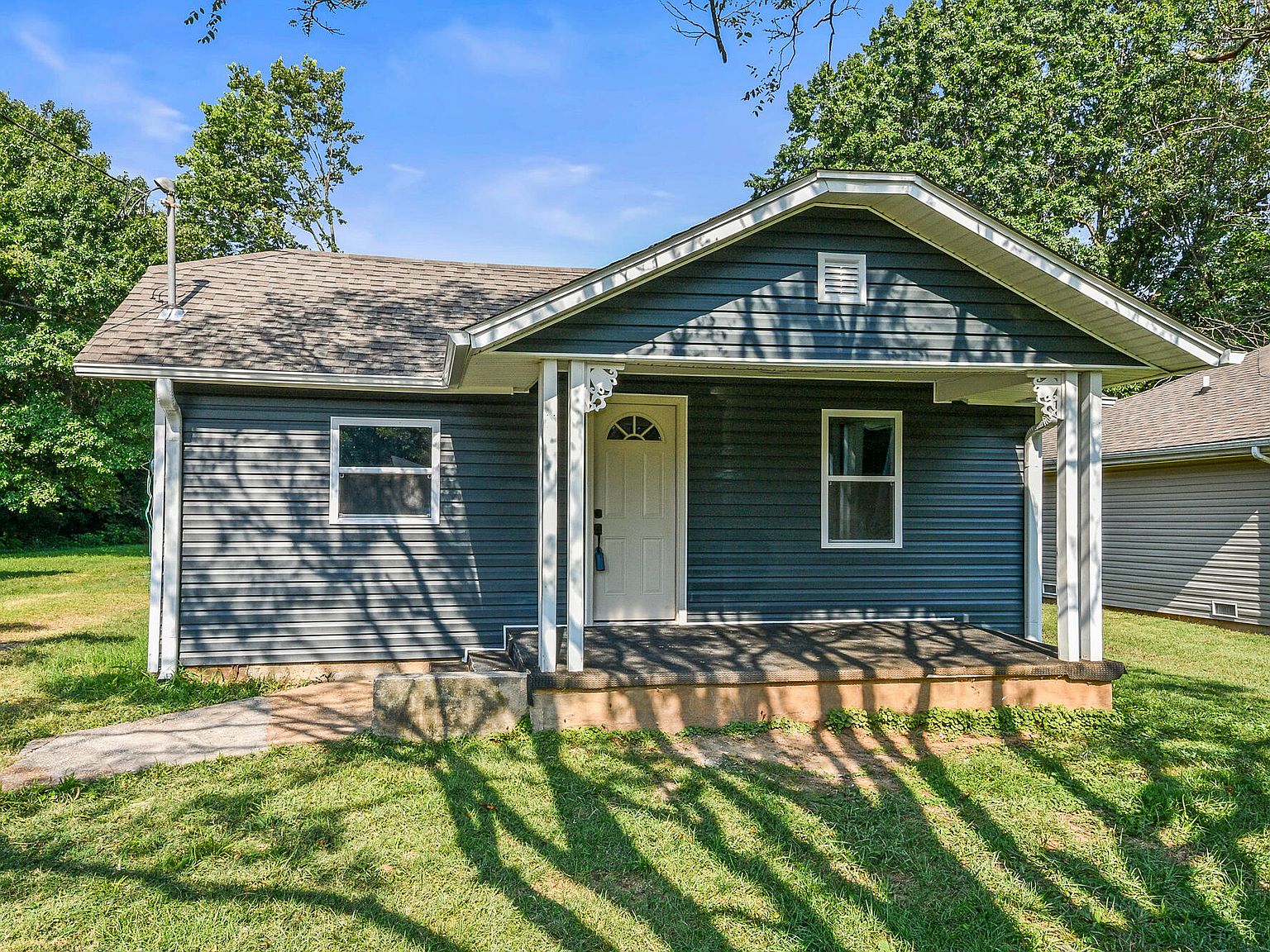 1519 S Thelma Avenue, Springfield, MO 65807 | Zillow