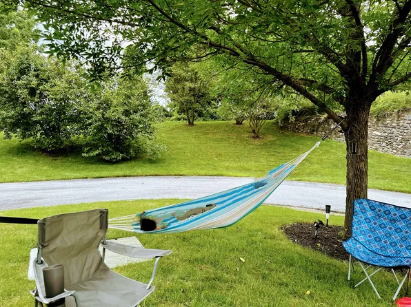 1927 Cavalier Ln, Chester Springs, PA 19425