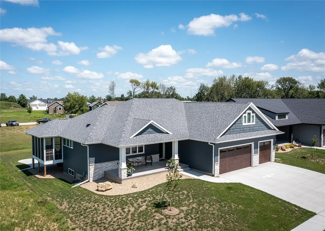 525 Fieldstone Cir photo 1
