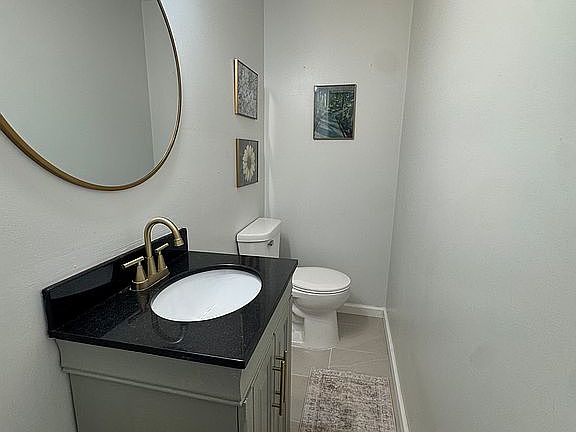 4th image of 354 Castle Heights Rd