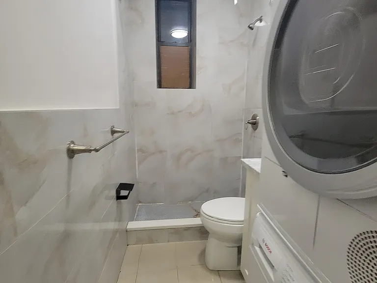 242 W 109th St #1B — Photo 6