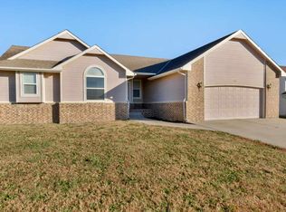 322 E Douglas Ave, Andover, KS 67002