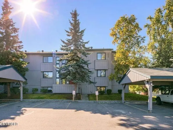 1630 Eastridge Dr #3-303, Anchorage, AK 99501