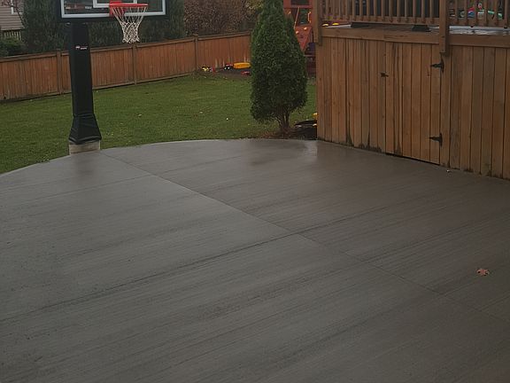 3rd image of 4775 Garnet Cir