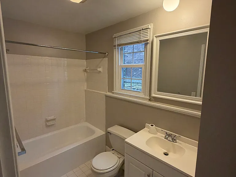 Elora Apartments — Photo 14