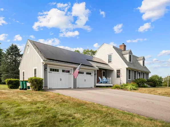 7 Sullivan Farm Drive, Rochester, NH 03868