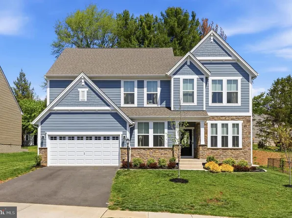 9428 Deschamp Ct, Manassas, VA 20112