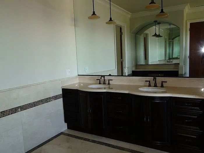 7023 Broadway Ter — Photo 12