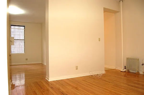 Rented by Stonecrest Realty | media 17