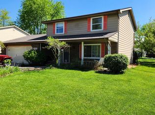 7028 Tanbark Ln, Fort Wayne, IN