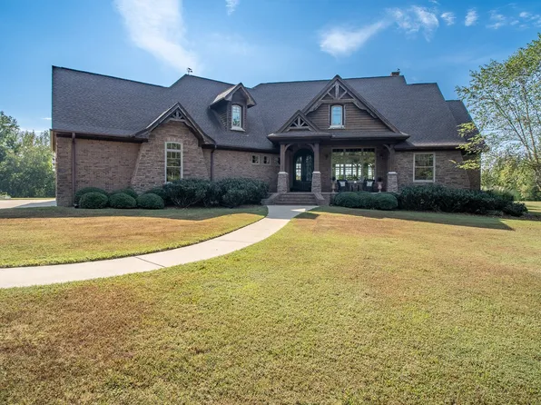 305 State Line Rd, Saint Joseph, TN 38481