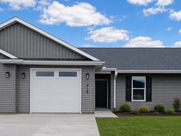 418 N 2nd Ave, Eldridge, IA 52748