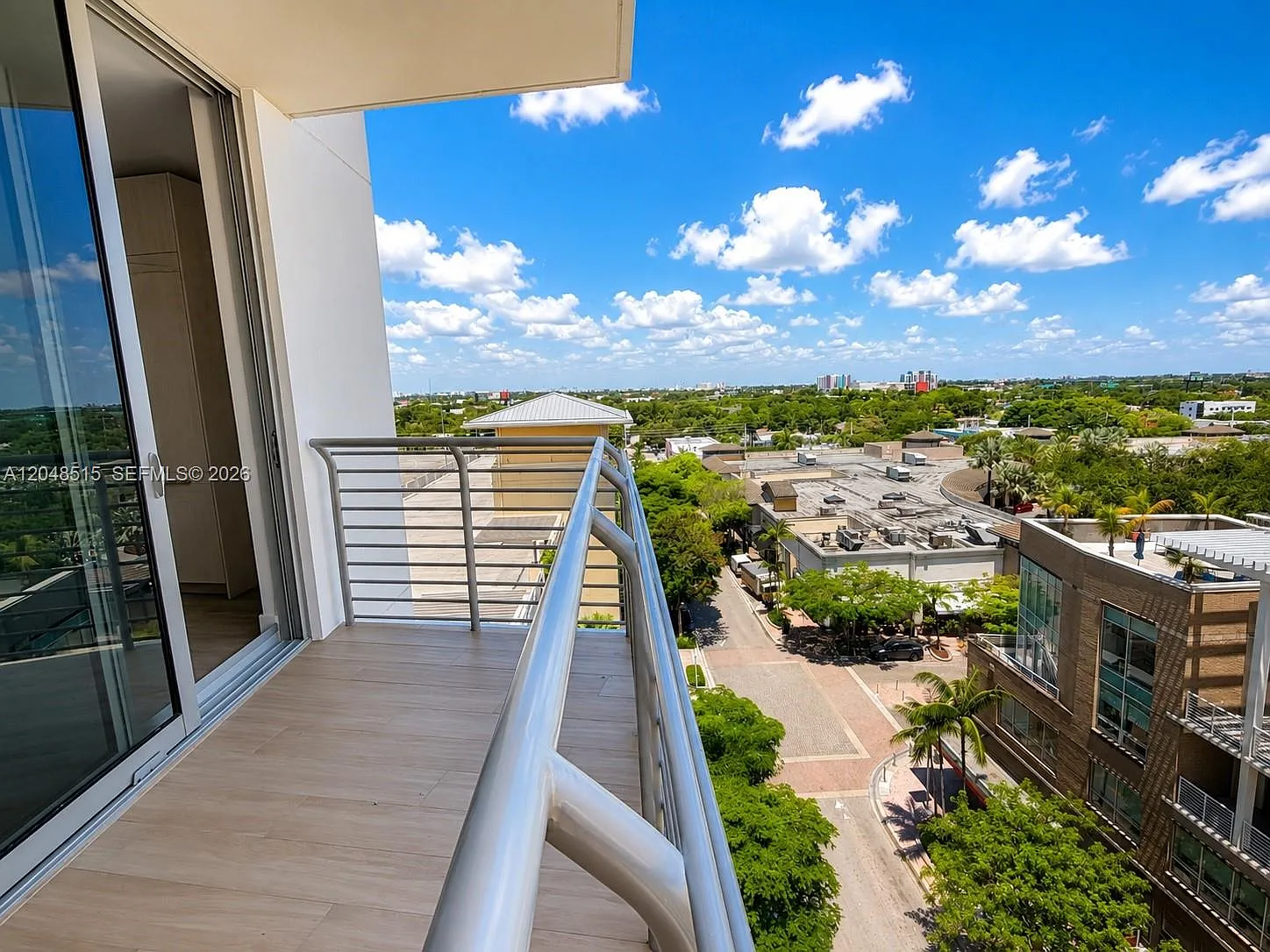 Standard Residences Midtow — Photo 3