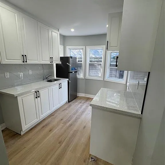 945 Wellington Ave #2 — Photo 9