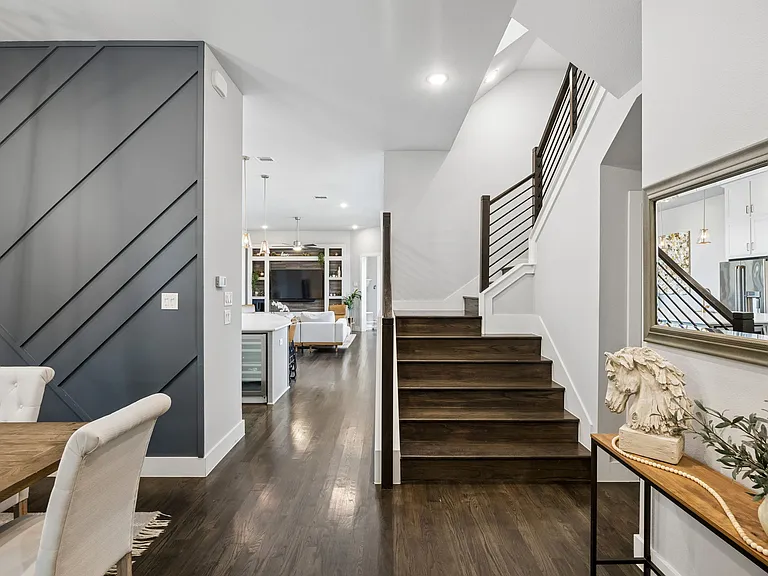 5105 Artemesia Ln — Photo 3
