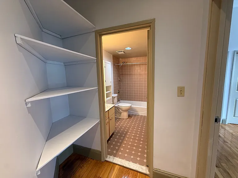 40 Worcester Sq #5 — Photo 8