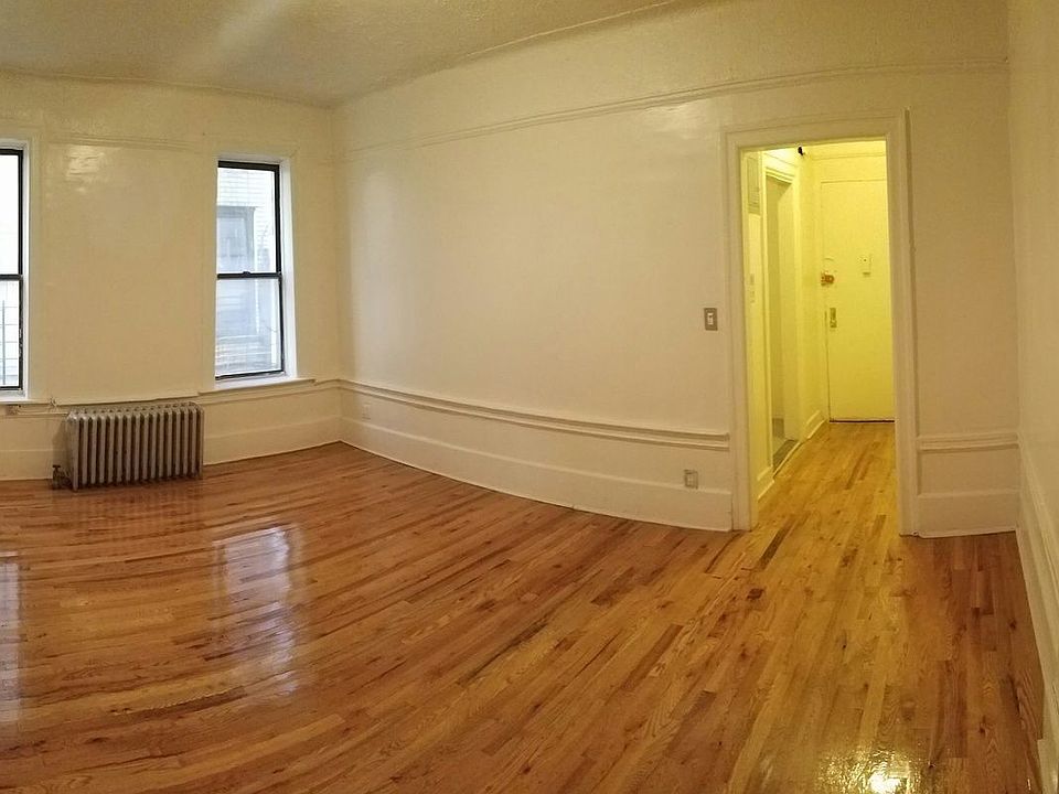 1st image of 225 Parkside Ave APT 3Q