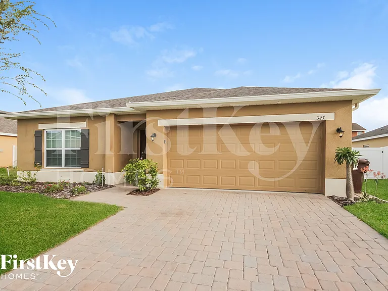 347 Ironwood Dr — Photo 2