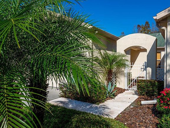3rd image of 21328 Diamonte Dr