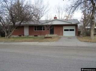 915 Big Horn Dr, Riverton, WY 82501