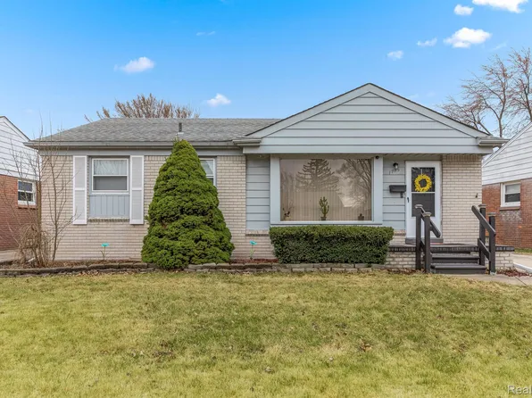 1775 Myron Ave, Lincoln Park, MI 48146