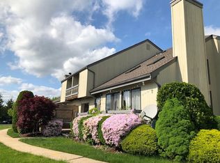 14 Spencer St #195, Somerset, NJ 08873