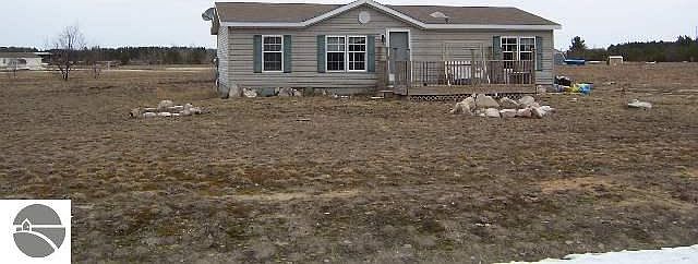 2nd image of 3440 Tree Ln