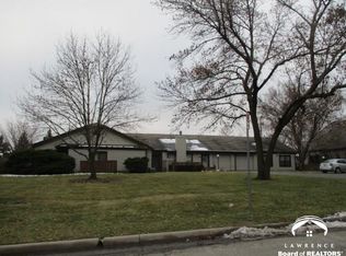 2607 W 24th Ter, Lawrence, KS 66047