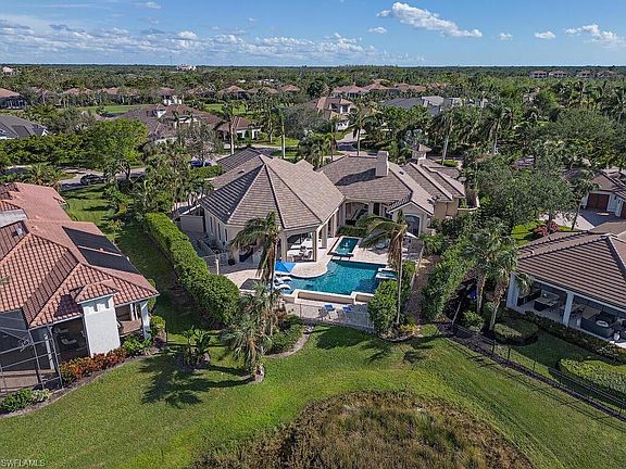 4th image of 23883 Tuscany Ct