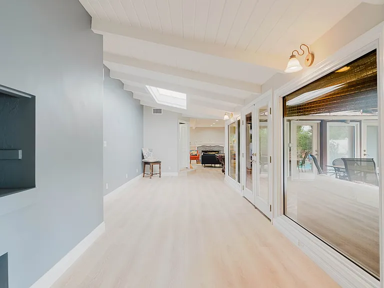 13405 Tiara St — Photo 29