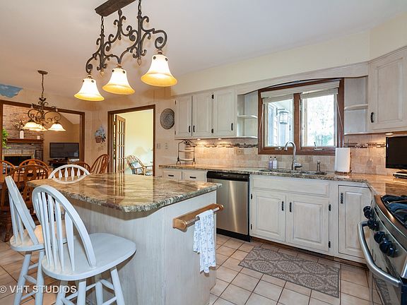 5th image of 24049 W Ascot Ct