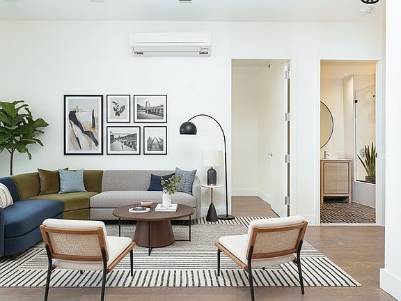 5th image of 1068 Fulton St APT 7E