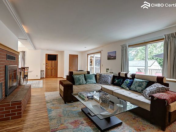 Living room 1