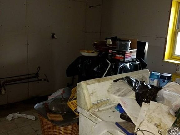 5th image of 19 Stanley Ave